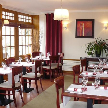 Hotel-Restaurant Le Normandie Luc-sur-Mer Εξωτερικό φωτογραφία