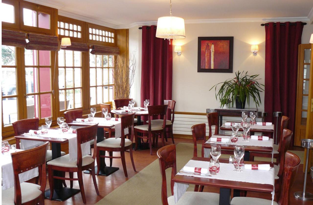 Hotel-Restaurant Le Normandie Luc-sur-Mer Εξωτερικό φωτογραφία